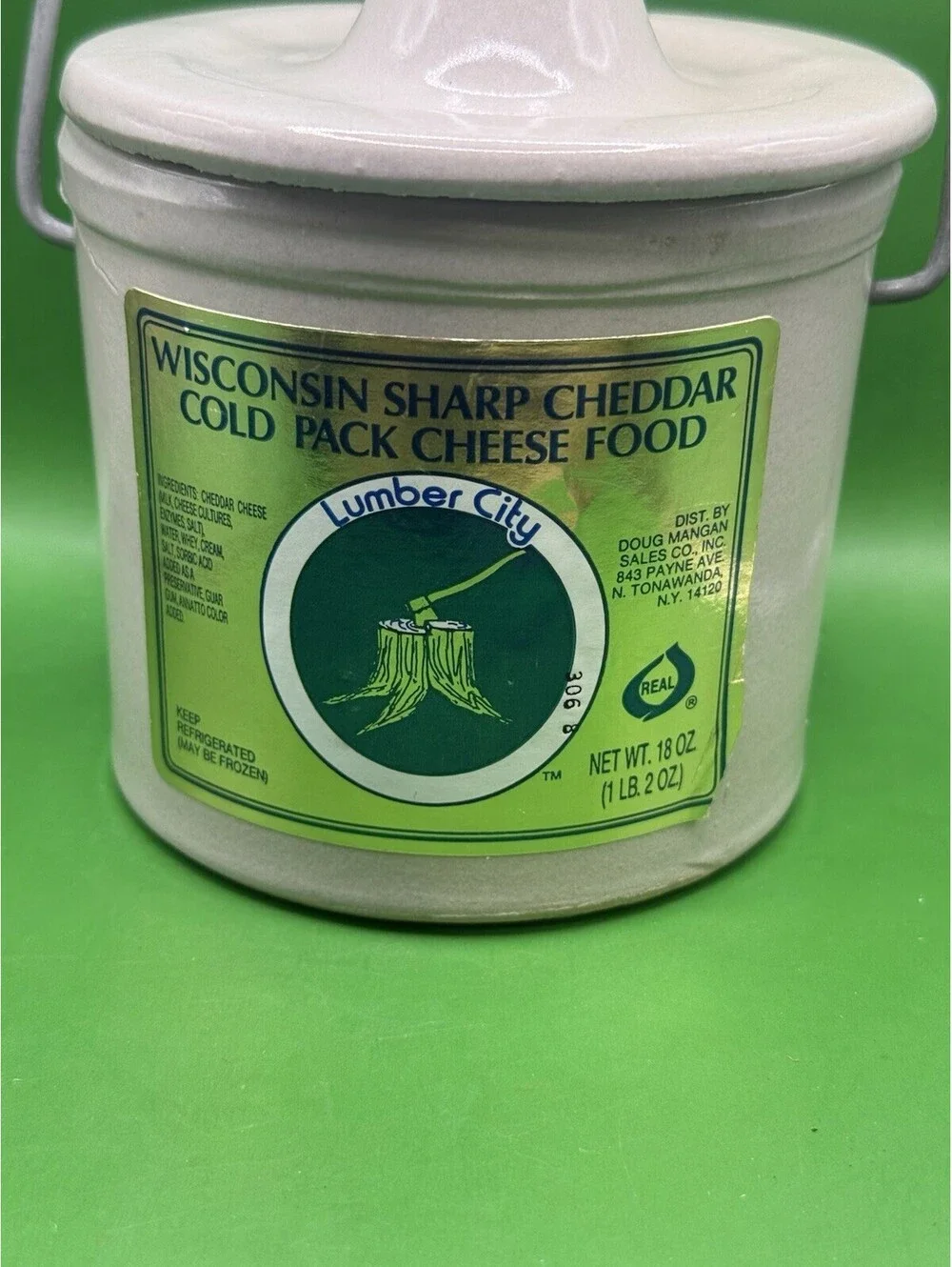 Wisconsin Sharp Cheddar Cold Pack Cheese Food Label Crock - 1lb 2oz